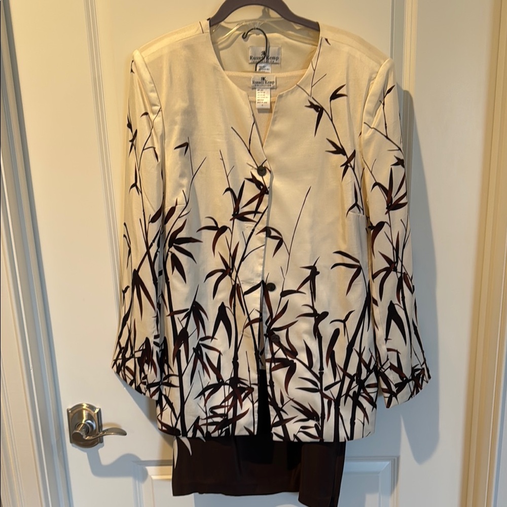 Russell Kemp Collection Cream and Brown Leaf Print Blazer/sweater and skirt